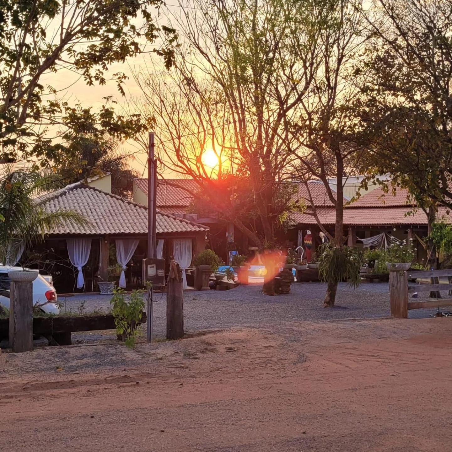 Pousada Cantinho De Casa Nobres Exterior photo